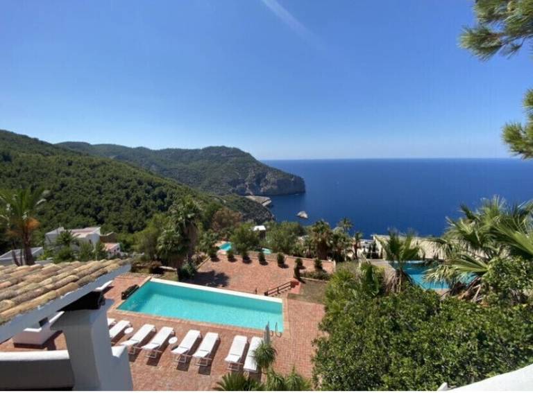 Villa  Port de Sant Miquel