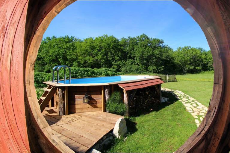 Child-friendly gite with private pool, hot tub & yard | Nature view | Pets are welcome — photo 4