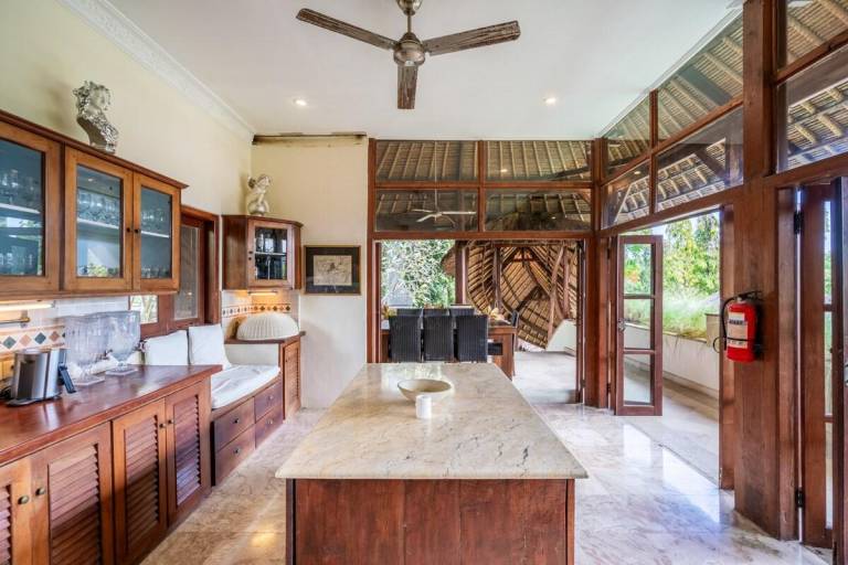Villa with hot tub, patio & private pool — photo 3