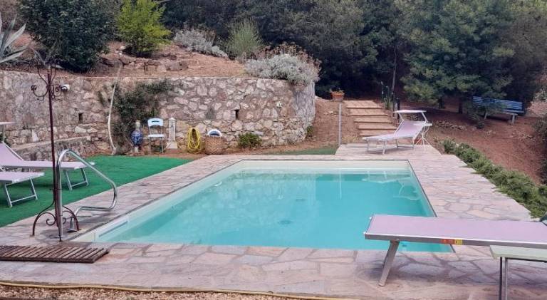 Villa with pool | Pets allowed — photo 4