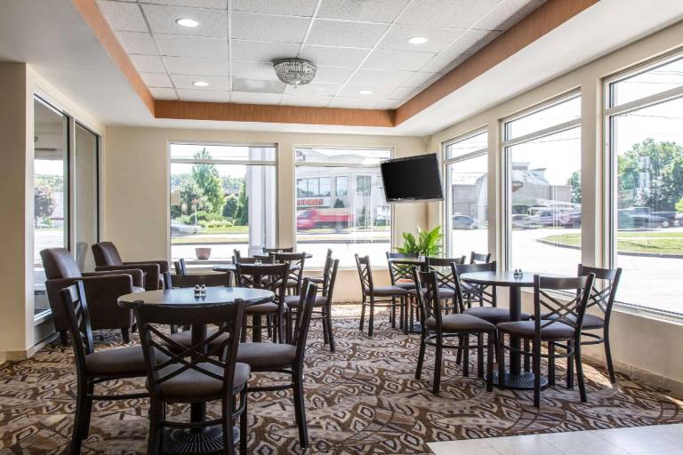 Quality Inn & Suites Danbury near University — photo 3