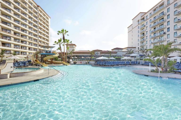 Resort Huntington Beach