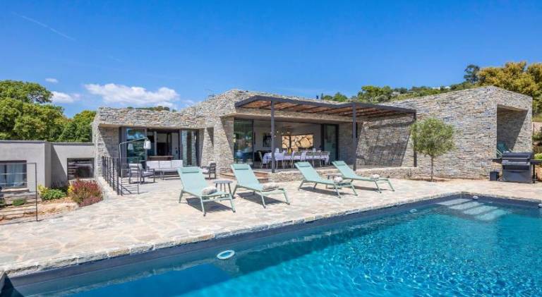 Villa with pool | Pets are welcome in Zonza