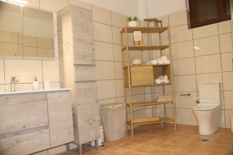 Villa 'Penelope - Luxury with A Soul' with Shared Pool, Wi-Fi and Air Conditioning — photo 5