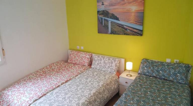 Apartment with 2 rooms for 9 persons in Gijon