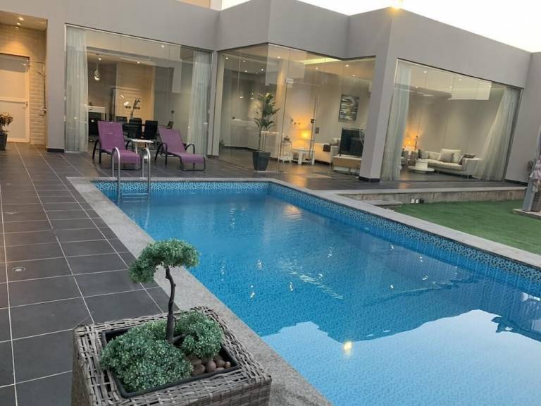 Apartment  Al Qirawan