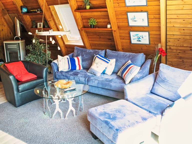 Vacation home with terrace & garden — photo 2