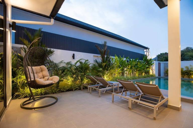House with grill, terrace & private pool — photo 3