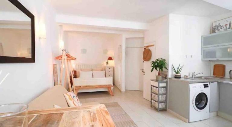 Charming holiday apartment | Beach nearby | Pets are welcome in Antibes