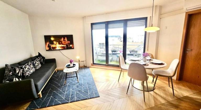 Stylish 1BR Stay with parking and outdoor spaces in Luxembourg City