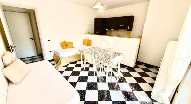 Rental apartment with patio in Ugento