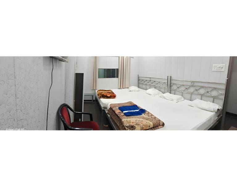 Hotel Gurudev Inn — photo 4