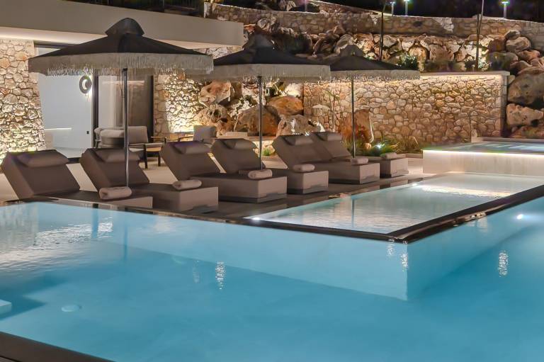 Fully equipped nice villa with yard, private pool & terrace | Pets are welcome — photo 5