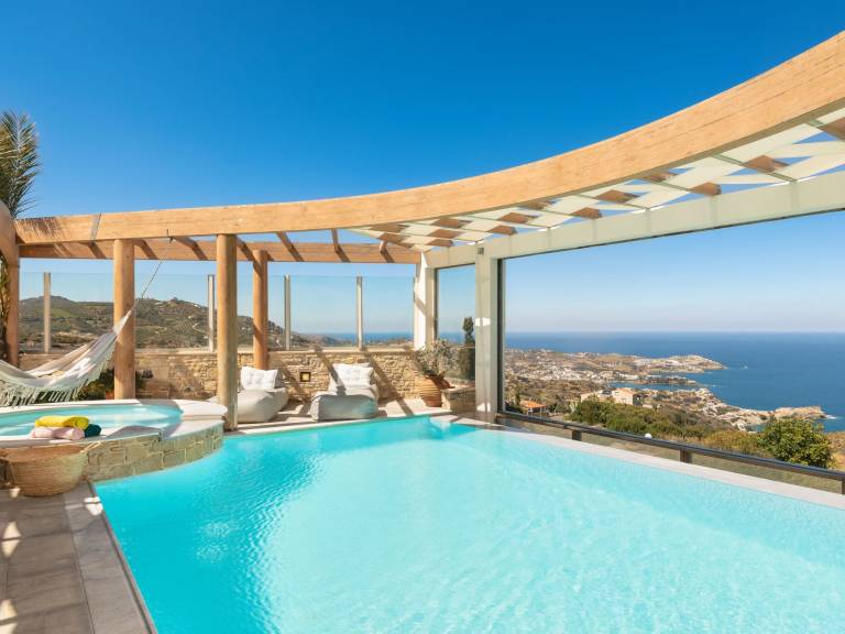Vacation home with sauna, private pool & BBQ | Sea view in Heraklion