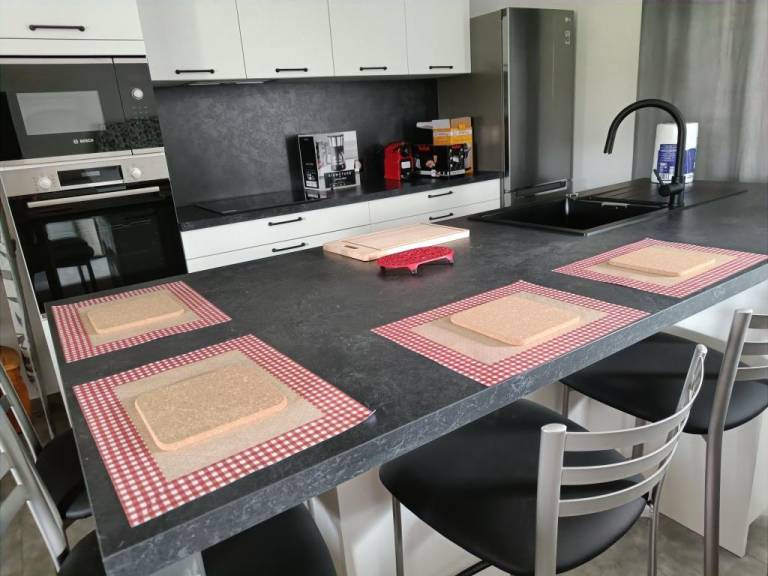 Gite with yard & patio | Pets are welcome — photo 2