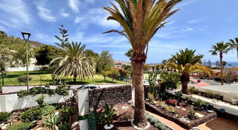 Beautiful House Costa Adeje with Mountain and Ocean View in Adeje