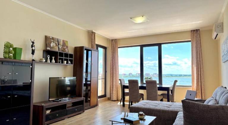 Apartment with pool | Beach nearby | Dogs allowed in Pomorie