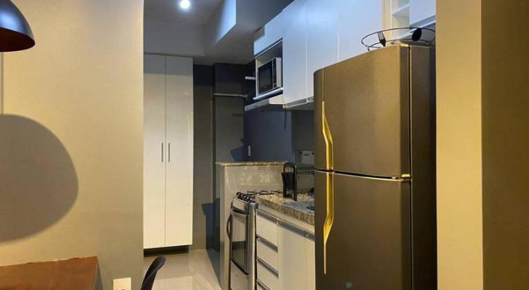 Apartment with pool — photo 4