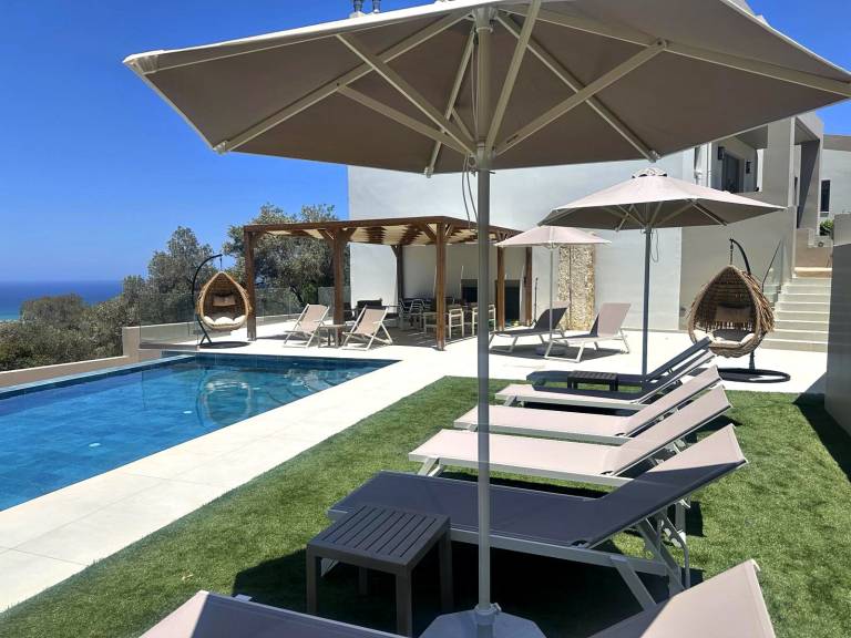 Fully equipped lovely villa with BBQ, yard & private pool | Dogs allowed — photo 4