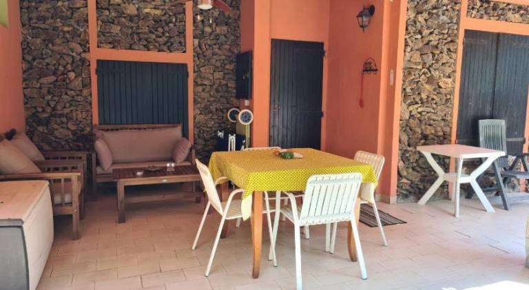 House | Beach nearby | Pet-friendly — photo 4