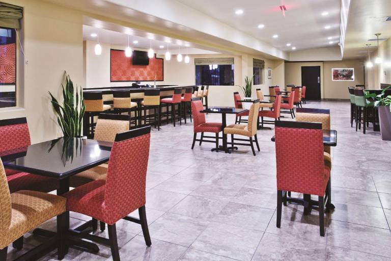 La Quinta Inn & Suites by Tucson - Reid Park — photo 4