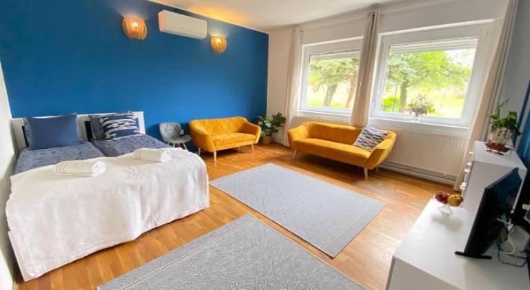 Fully equipped big house with terrace & yard | Pet-friendly in Veszprem