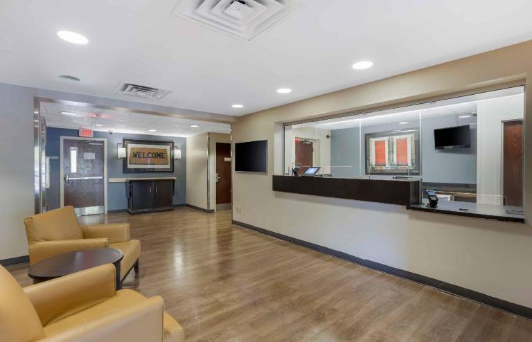 Extended Stay America Suites - Philadelphia - Airport - Tinicum Blvd. — photo 2