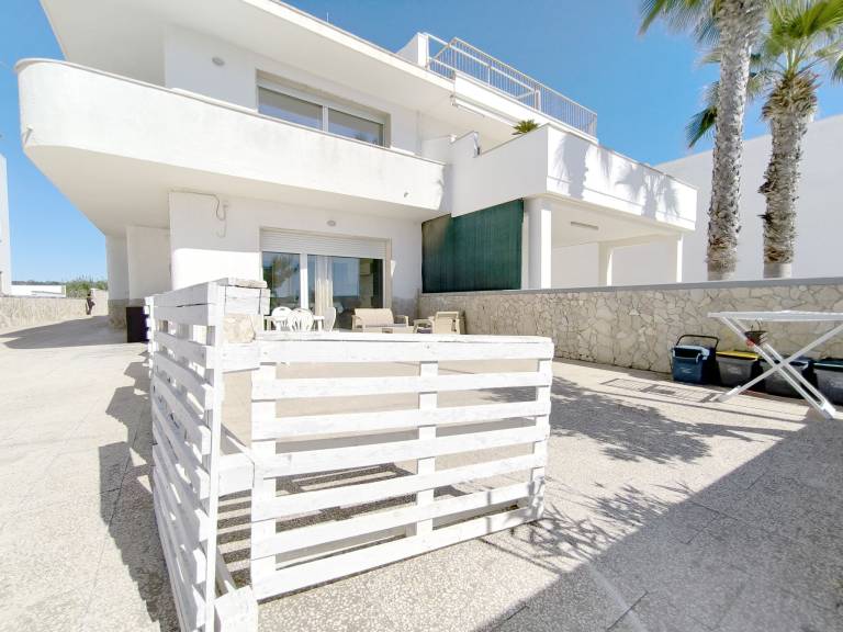 Charming holiday apartment with terrace, yard & barbeque | Sea view | Next to the beach | Pet-friendly — photo 2