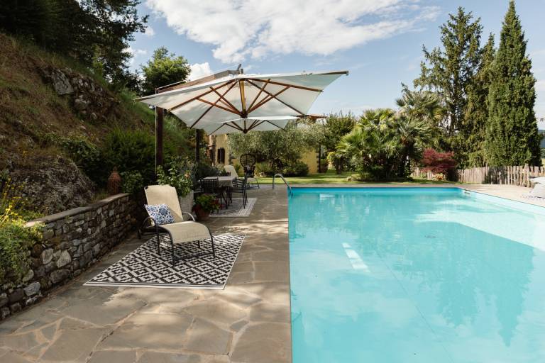 Villa with garden, grill & patio — photo 2