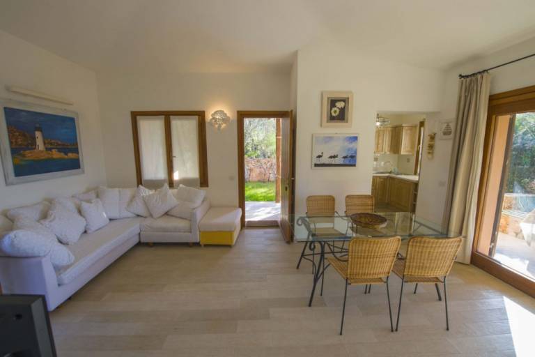 Children-friendly lovely villa with patio & yard | Garden view | Dogs allowed — photo 2
