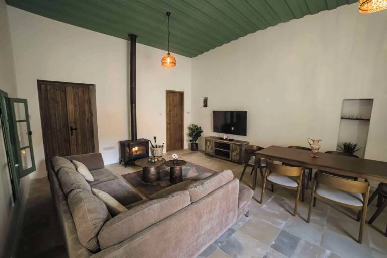 Bed & Breakfast Lofou