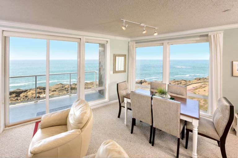 Condo  Newport