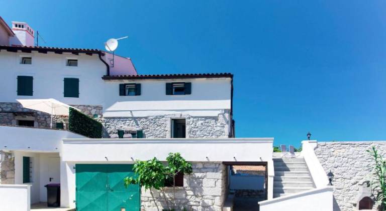 House with 2 rooms for 6 persons — photo 3