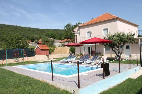 Vila  Košute