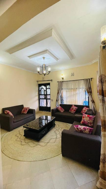 Jamvini House in Arusha