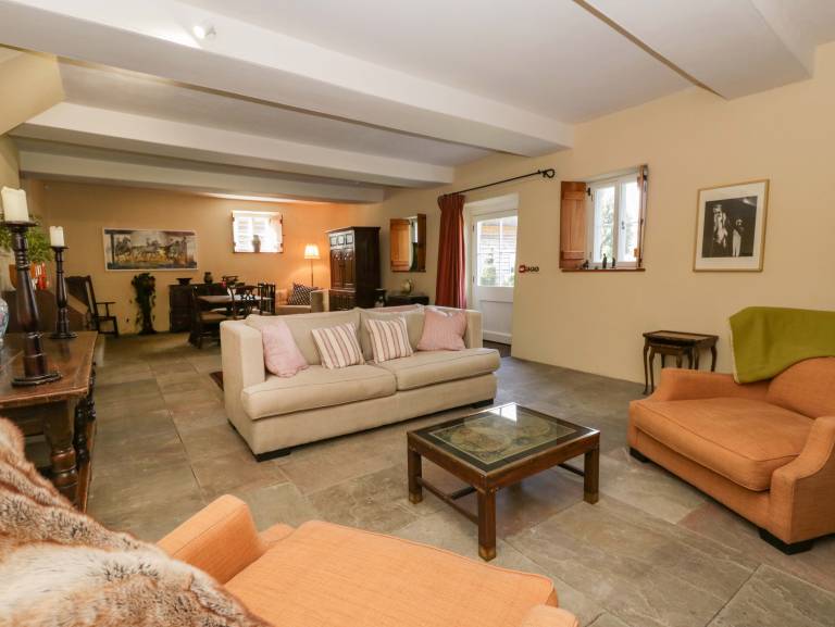 Children-friendly cottage with yard | Dogs allowed — photo 4