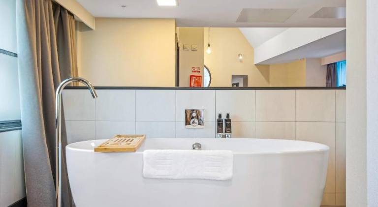 Serviced apartment | Next to Manchester Town Hall | Perfect for remote work | Pets are welcome — photo 5