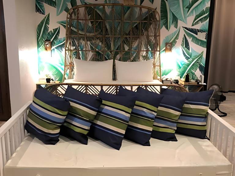 Suites by Eco Hotels — photo 4