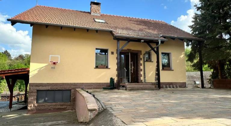 Lovely house | Pets allowed in Weimar
