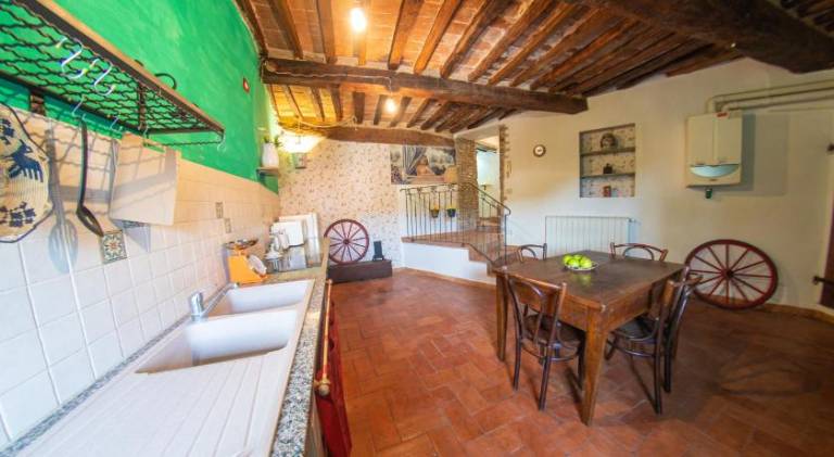 Apartment with 2 rooms for 6 persons — photo 3