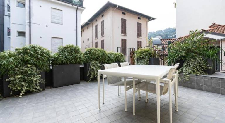 Serviced apartment with patio | Beach nearby | Dogs allowed — photo 5