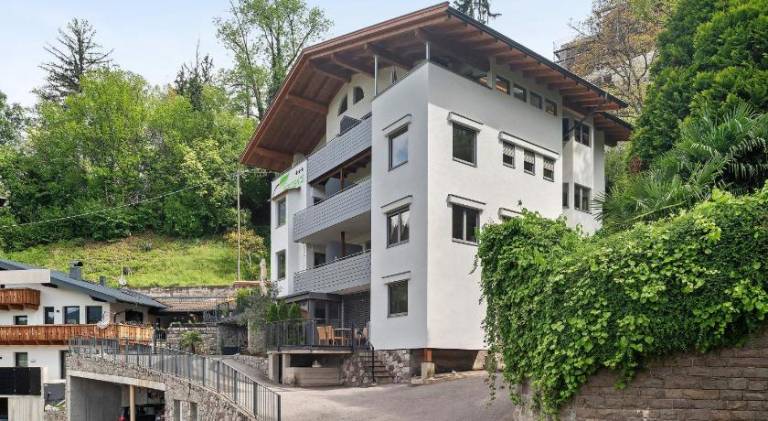 Rental apartment with 2 rooms for 5 persons in Marlengo