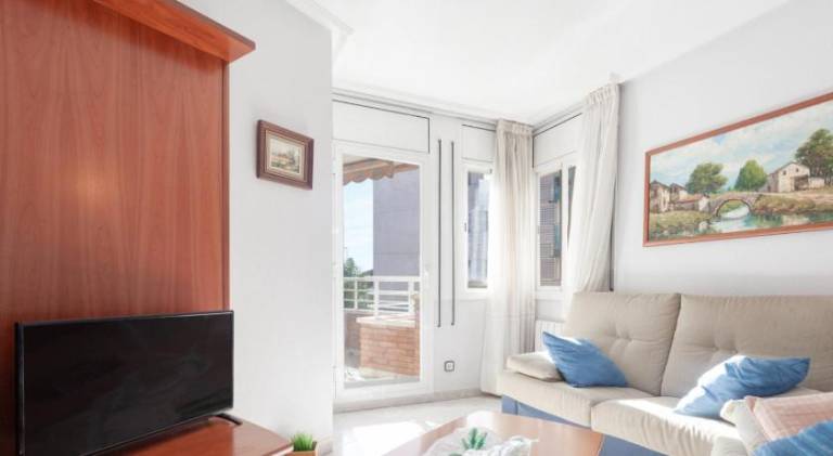 Fully equipped wonderful apartment with patio | Beach nearby | Dogs allowed — photo 2