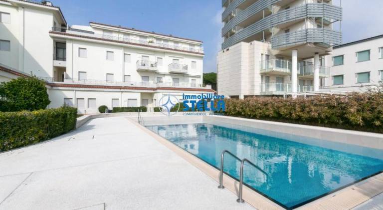 Rental apartment with pool | Next to the beach | Dogs allowed in Jesolo