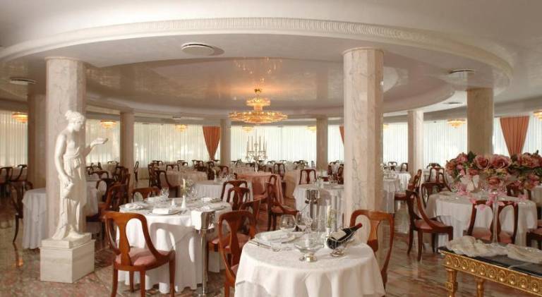 Hotel Globus — photo 4