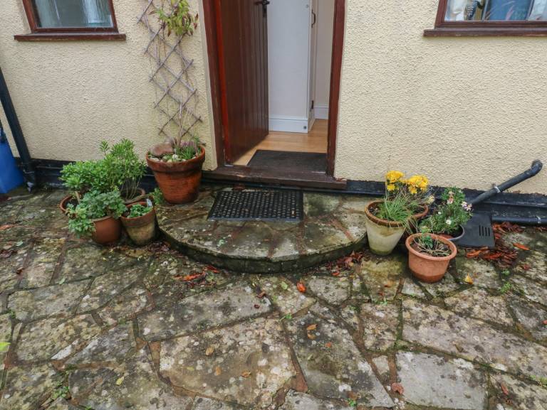 Fully equipped cottage with garden | Beach view | Pets allowed — photo 3