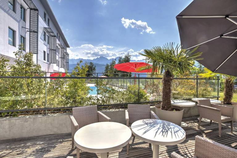 Serviced apartment with sauna & pool — photo 4