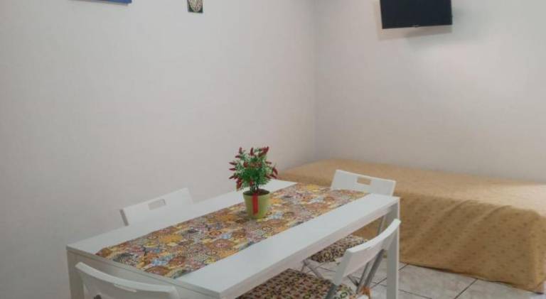 Rental apartment with 1 room for 5 persons — photo 4