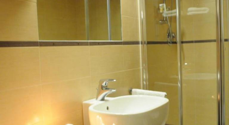 Child-friendly charming serviced apartment with terrace & yard | Next to the beach | Dogs allowed — photo 2
