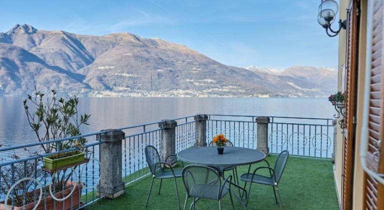 Fully equipped wonderful rental apartment with terrace | Suitable for remote work | Dogs allowed — photo 3